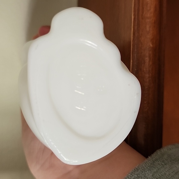 Vintage Milk Glass Avon Cat Bottle - Picture 5 of 5